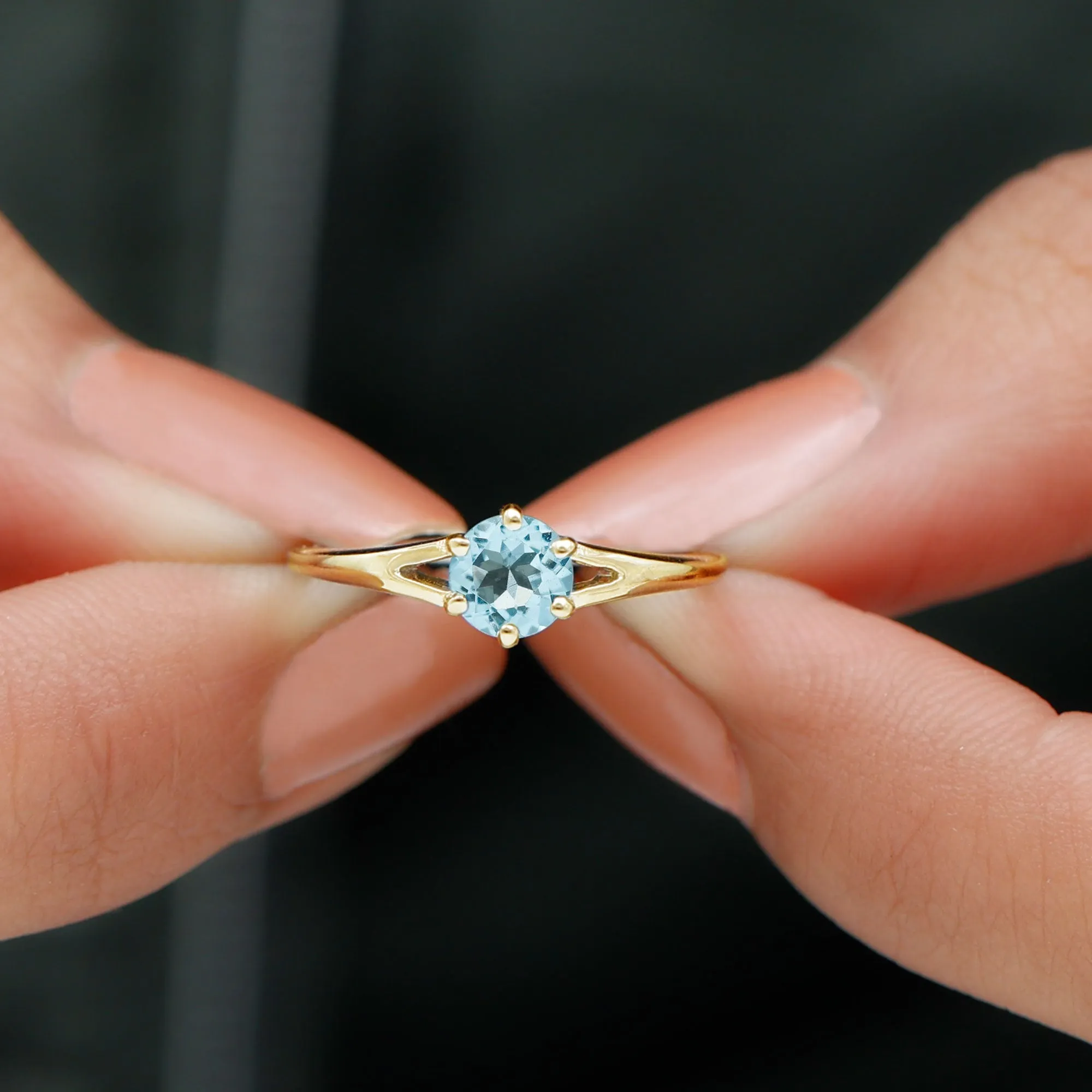 Aquamarine Solitaire Ring in 6 Prong Setting with Split Shank