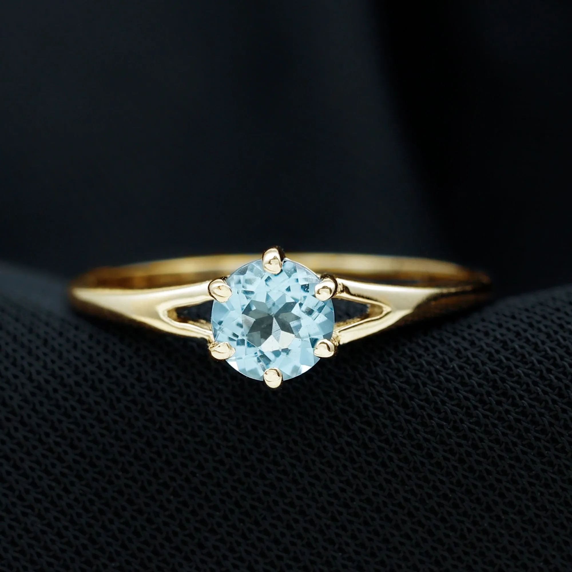 Aquamarine Solitaire Ring in 6 Prong Setting with Split Shank