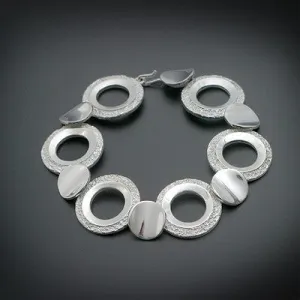 Hardware vintage silver bracelet