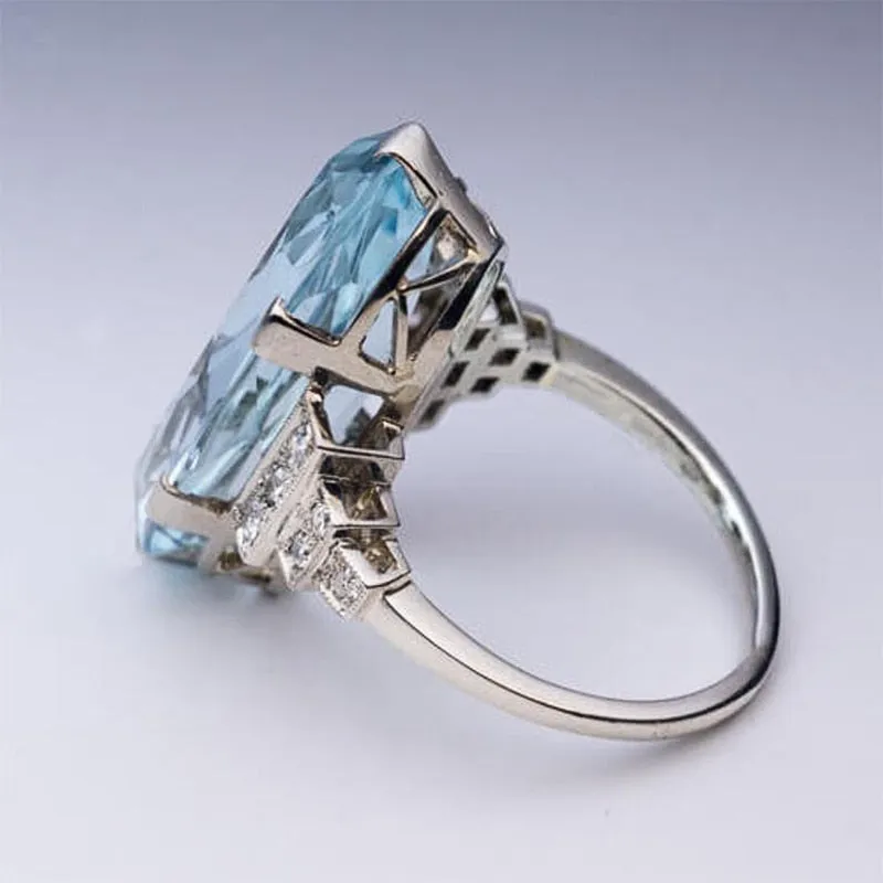 Luxury Jewelry Big Oval Cut Sky Blue Zircon Engagement Ring for Women in Silver Color