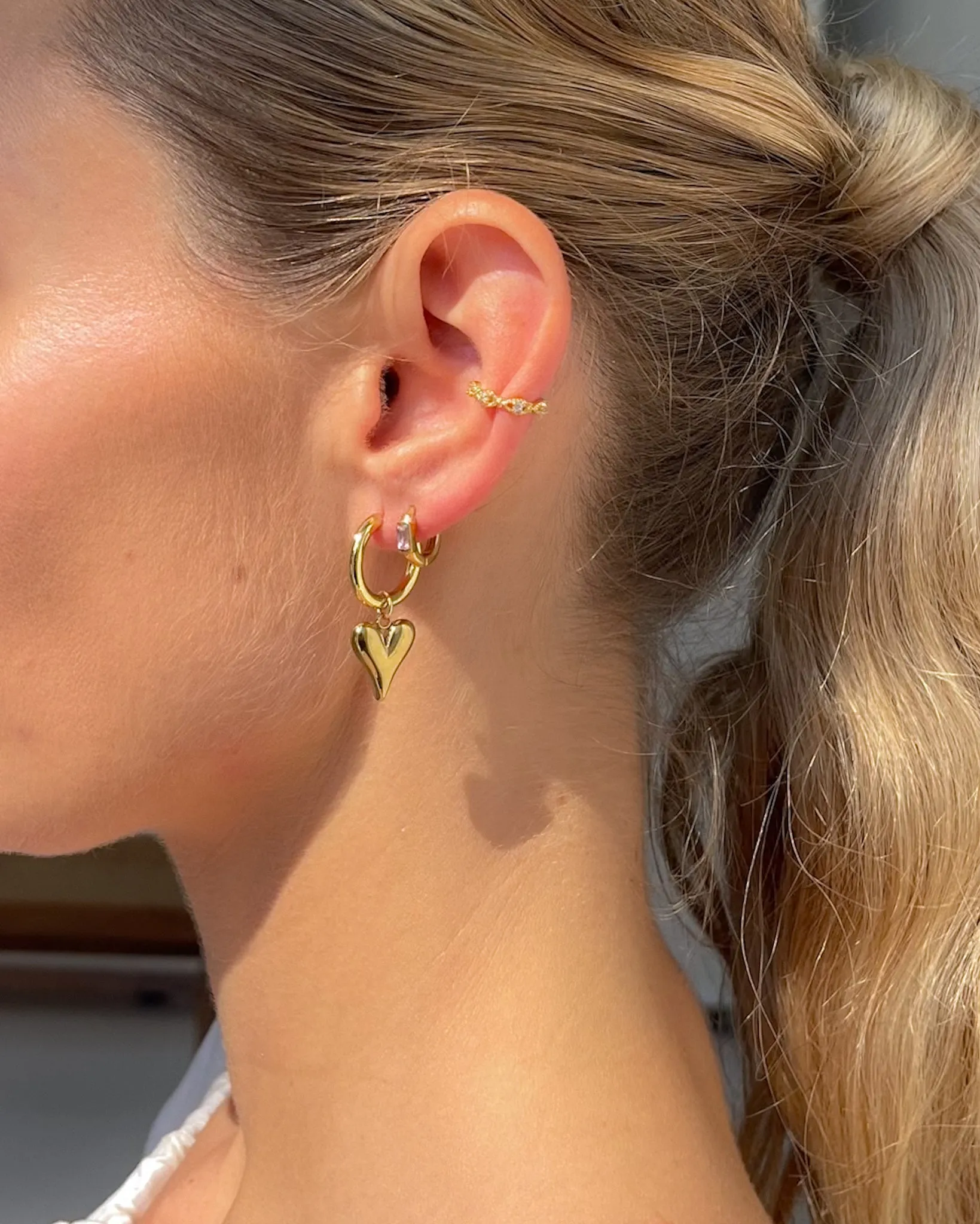 PINK ZIRCON HUGGIE HOOP EARRINGS SET 18K GOLD PVD