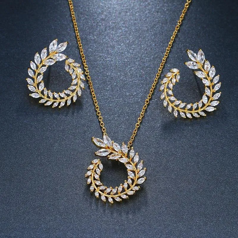 Pretty Pendant Necklace And Earrings Jewelry Sparkling AAA  Quality CZ Stone Jewelry Set
