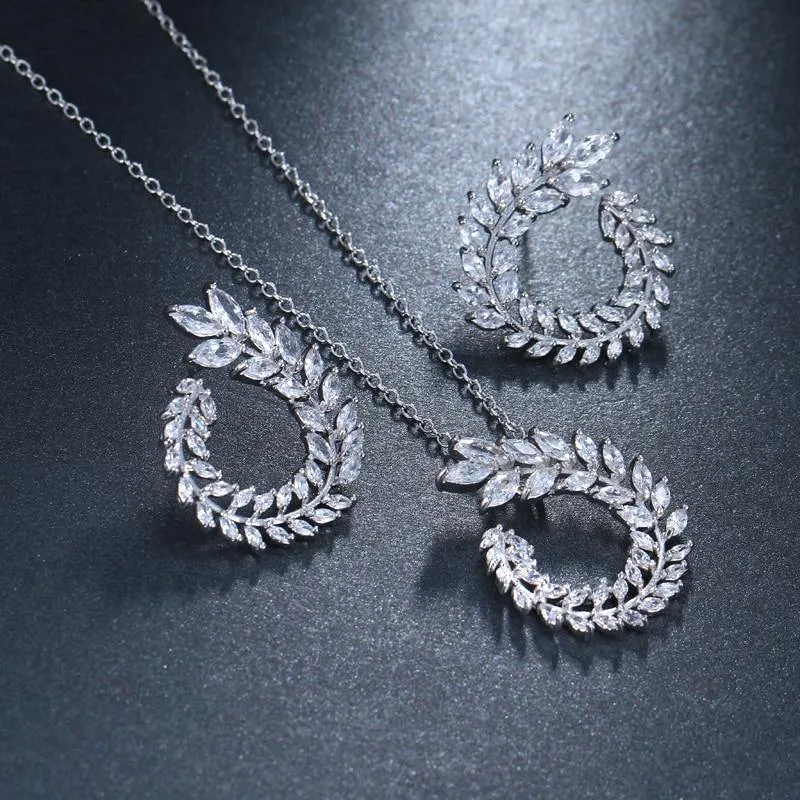 Pretty Pendant Necklace And Earrings Jewelry Sparkling AAA  Quality CZ Stone Jewelry Set