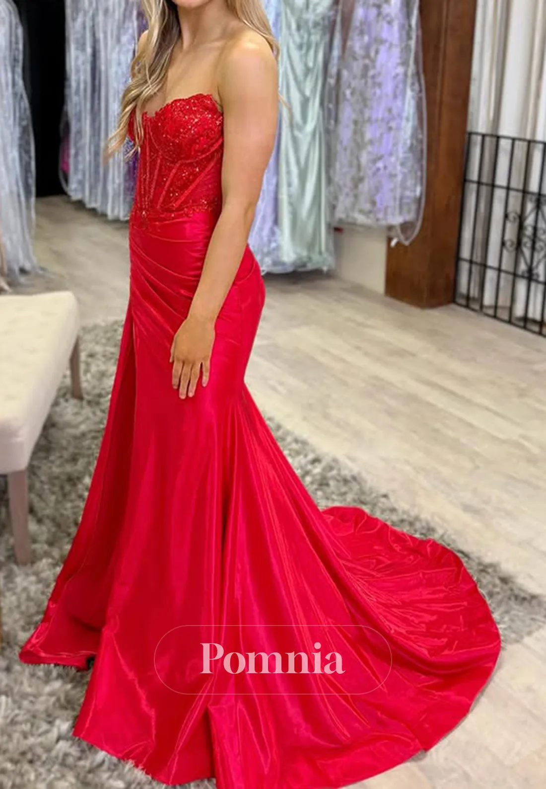 Red Strapless Sleeveless Prom Dress with Slit Rucheed Evening Party Dress
