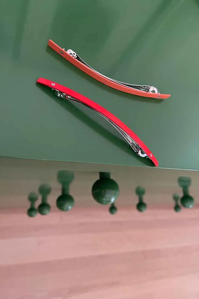 Red  XS Barrette 21