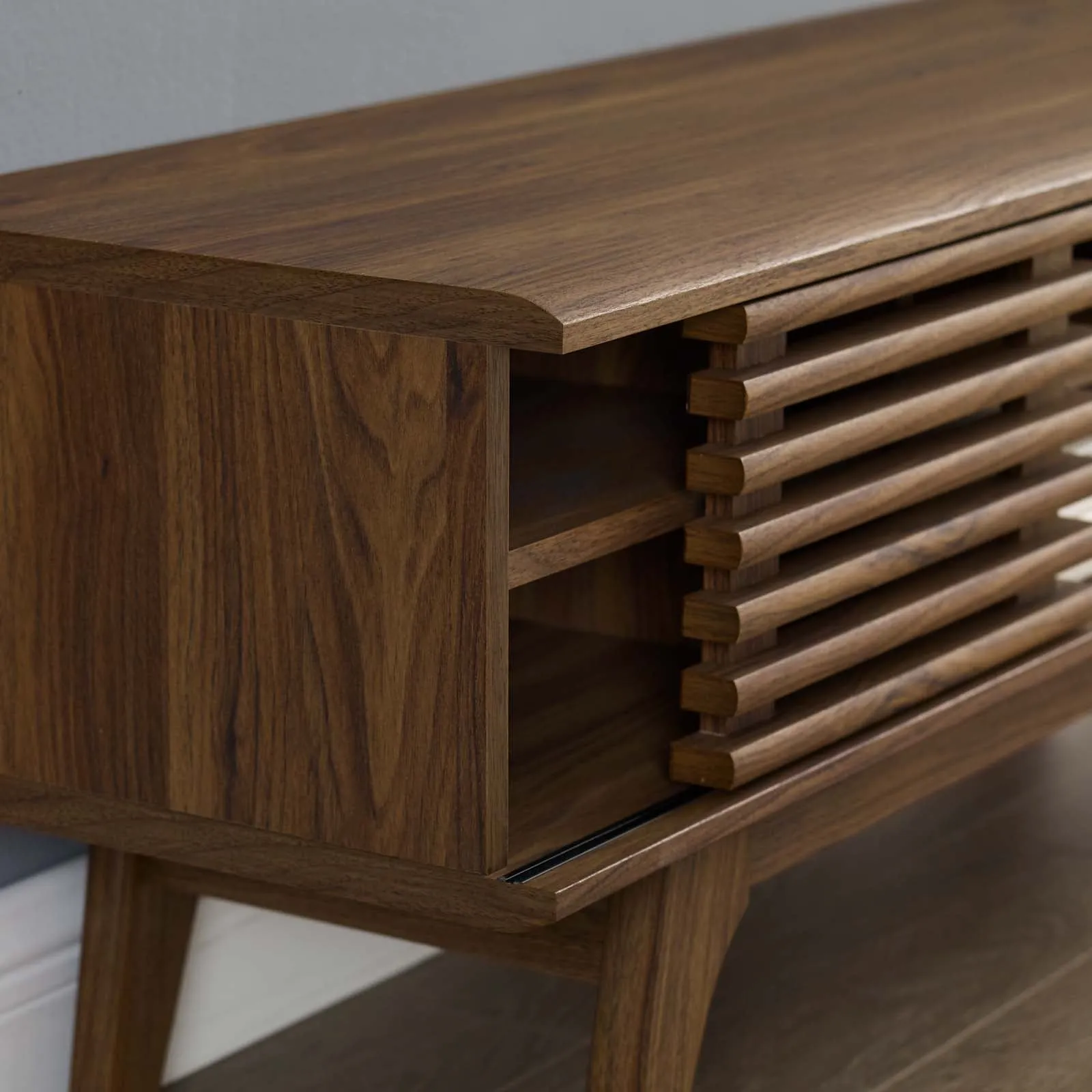 Render Media Console TV Stand
