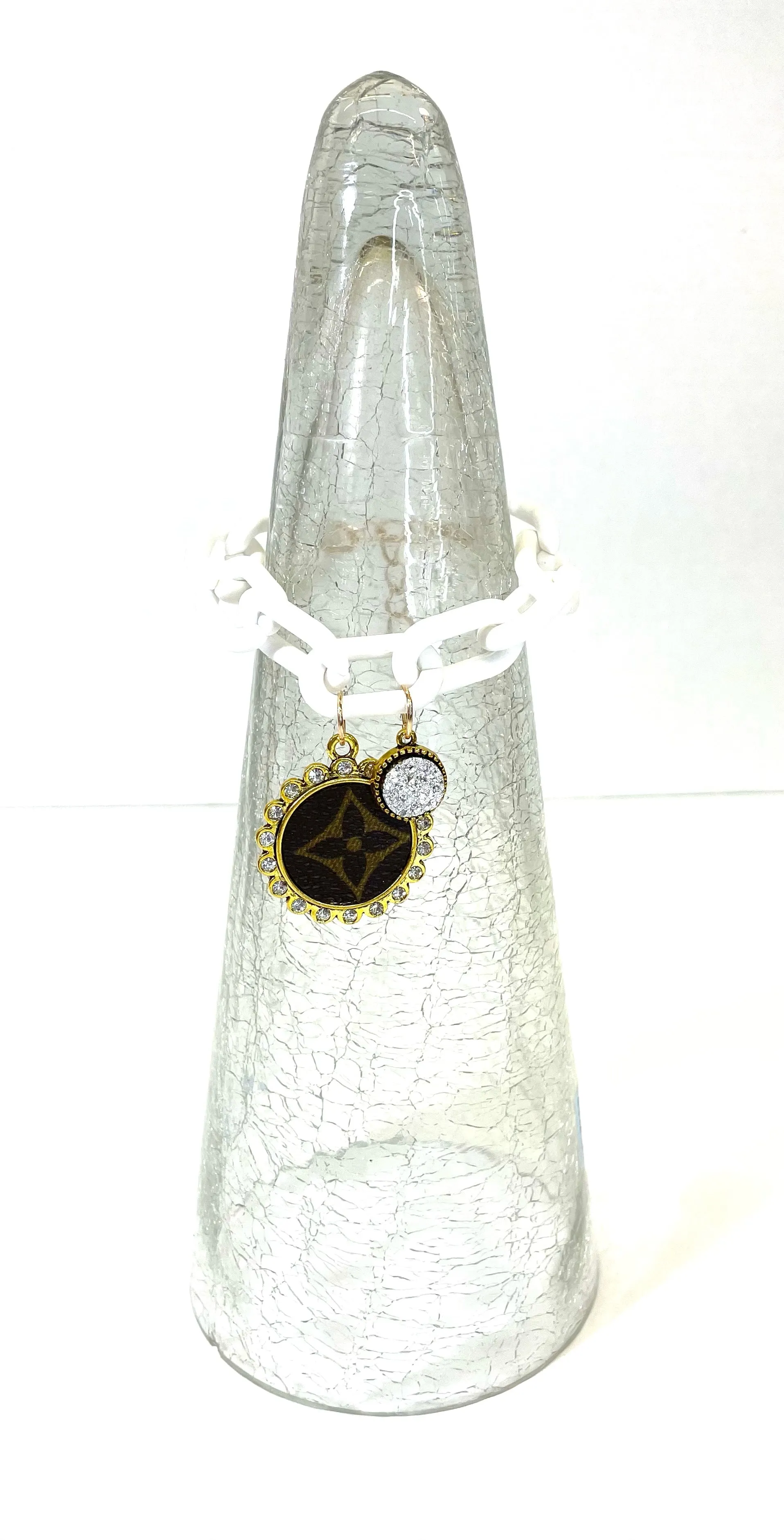 Restocked Chain bracelet white